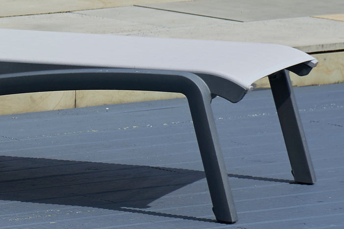 Paris Volcano/Grey Sun Lounger