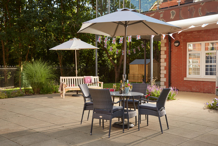 90cm Windsor Bronze Round Dining Table