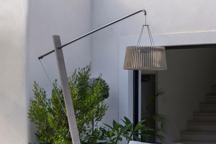 Willow Solar Floor Lamp